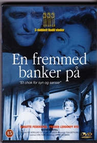 En fremmed banker på (DVD)